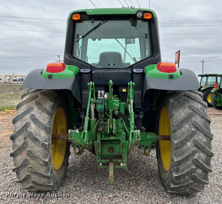 image for item DG4299 2016 John Deere 6120M MFWD tractor