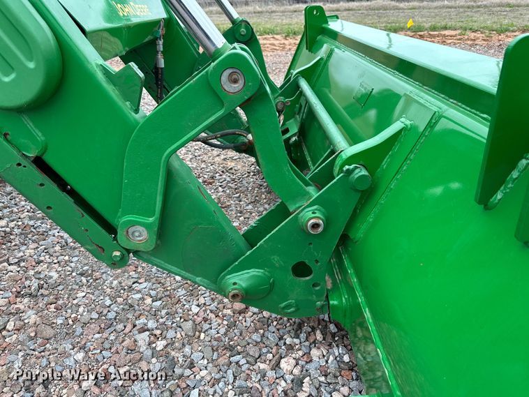 image for item DG4299 2016 John Deere 6120M MFWD tractor