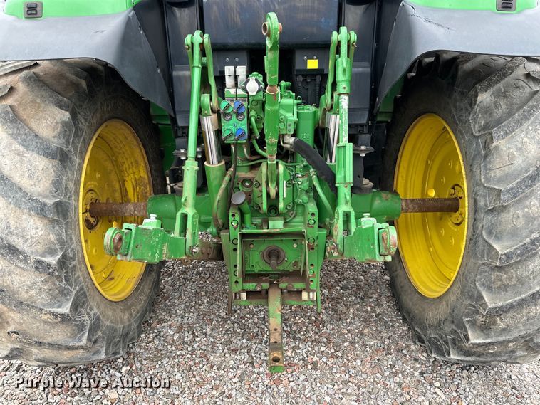 image for item DG4299 2016 John Deere 6120M MFWD tractor