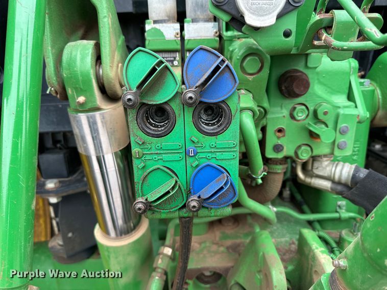 image for item DG4299 2016 John Deere 6120M MFWD tractor