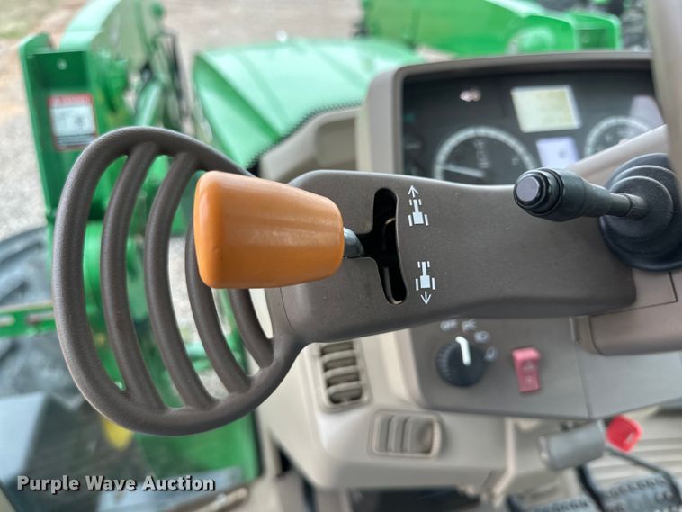 image for item DG4299 2016 John Deere 6120M MFWD tractor