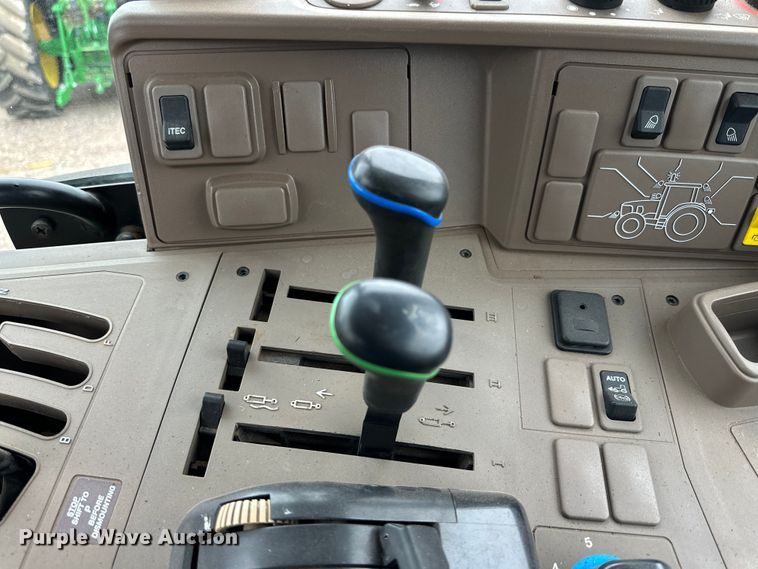 image for item DG4299 2016 John Deere 6120M MFWD tractor