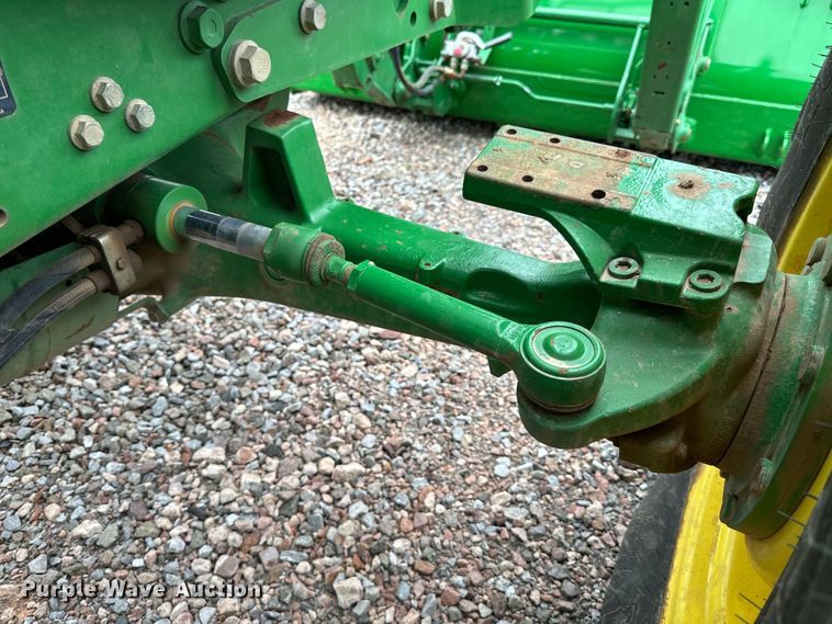 image for item DG4299 2016 John Deere 6120M MFWD tractor