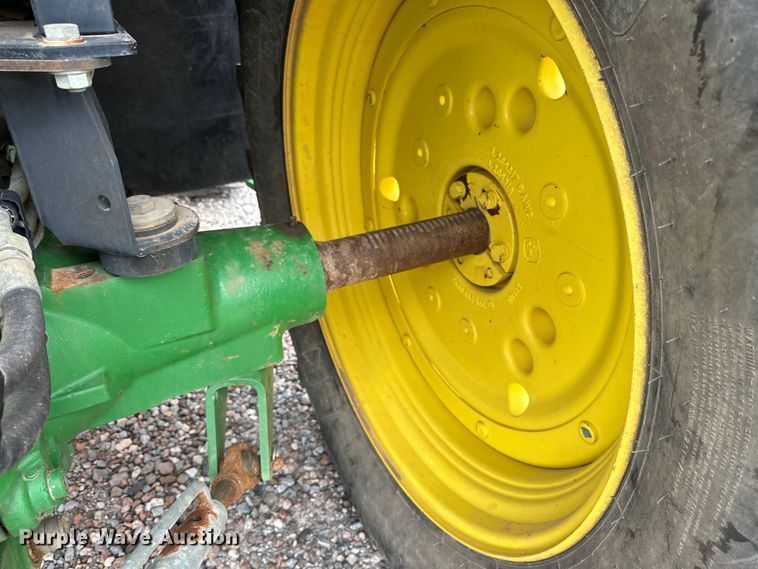 image for item DG4299 2016 John Deere 6120M MFWD tractor