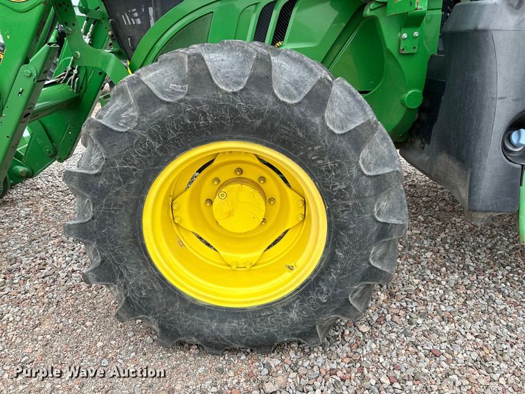 image for item DG4299 2016 John Deere 6120M MFWD tractor