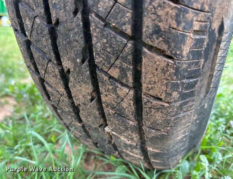 image for item DG4304 Hidden Valley HT30 header trailer