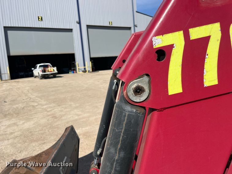 image for item DH8619 2014 Case IH Farmall 115U MFWD tractor