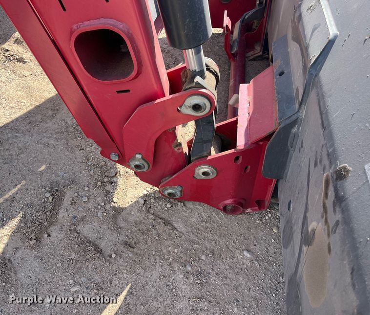 image for item DH8619 2014 Case IH Farmall 115U MFWD tractor