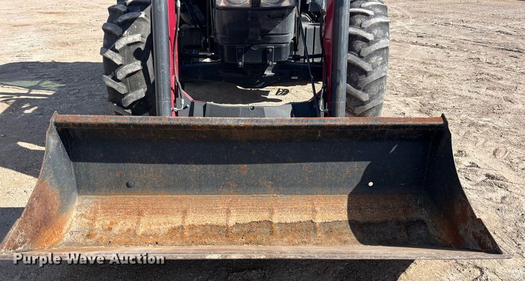 image for item DH8619 2014 Case IH Farmall 115U MFWD tractor