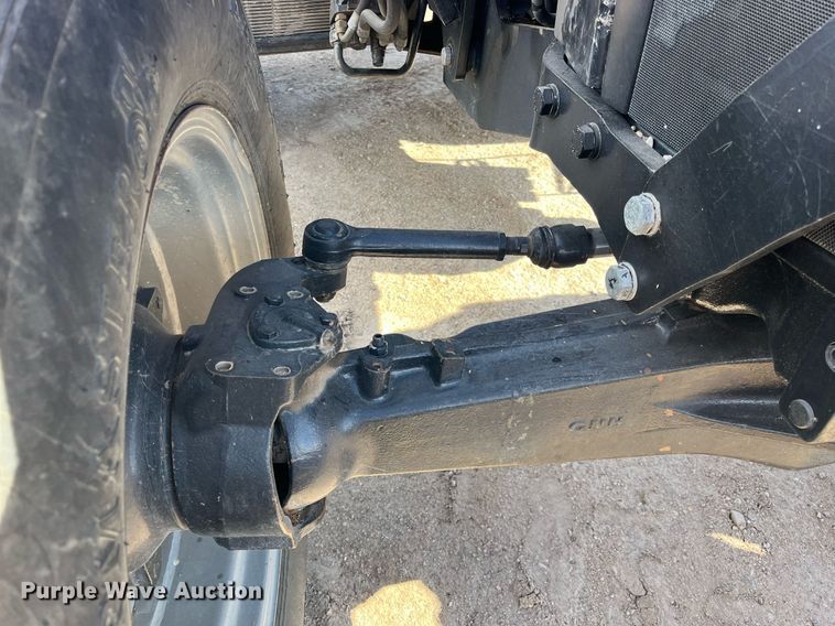 image for item DH8619 2014 Case IH Farmall 115U MFWD tractor