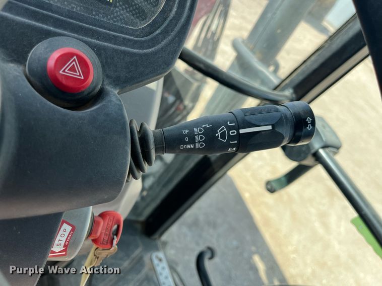 image for item DH8619 2014 Case IH Farmall 115U MFWD tractor