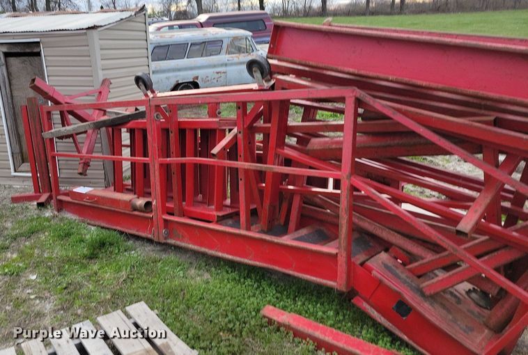 image for item DK4233 Bainter center ring support and rolling stairway