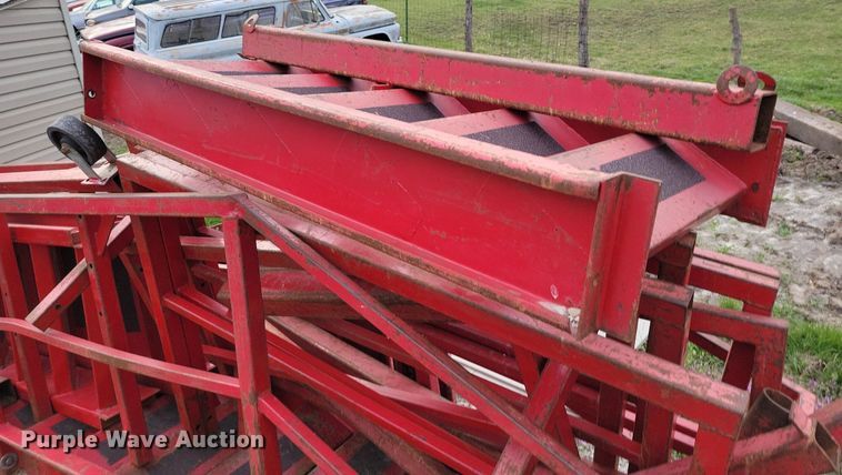 image for item DK4233 Bainter center ring support and rolling stairway