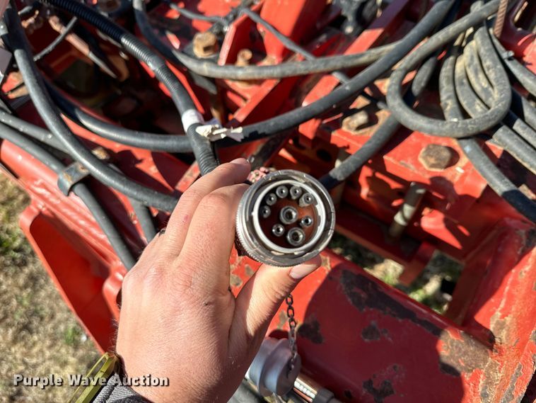 image for item DK6801 2011 Kuhn 1200T strip-till