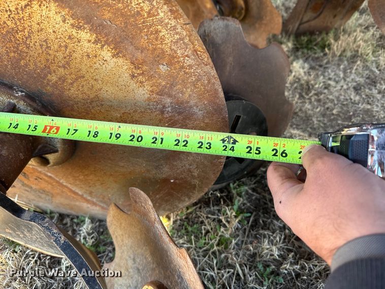 image for item DK6801 2011 Kuhn 1200T strip-till