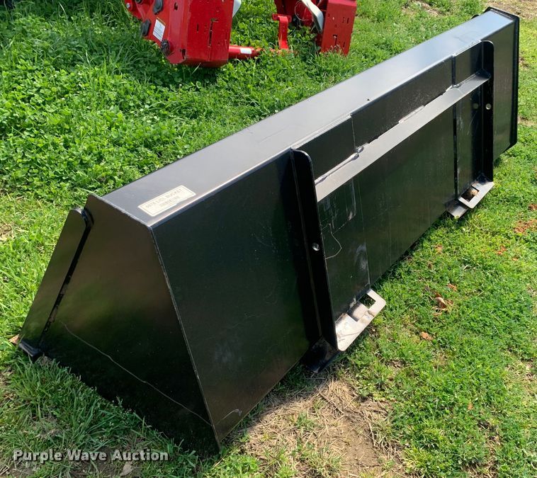 image for item DM7774 2022 Massey Ferguson  5710 Dyna-4 MFWD tractor