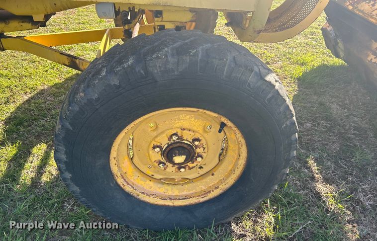 image for item DN0720 Minneapolis-Moline Jetstar 3 Industrial tractor