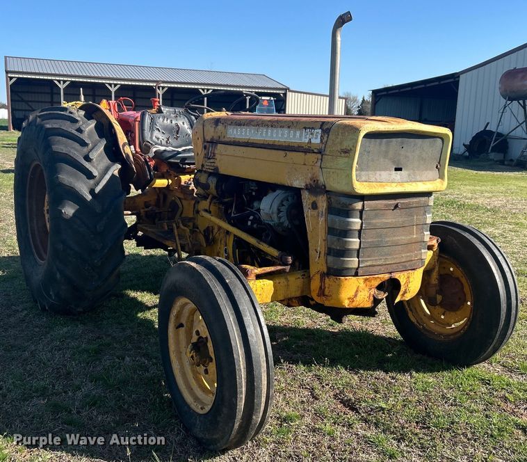 image for item DN0721 1967 Massey Ferguson 2135 tractor