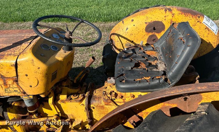 image for item DN0721 1967 Massey Ferguson 2135 tractor