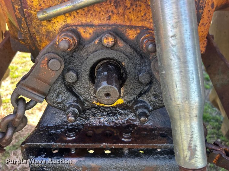 image for item DN0721 1967 Massey Ferguson 2135 tractor