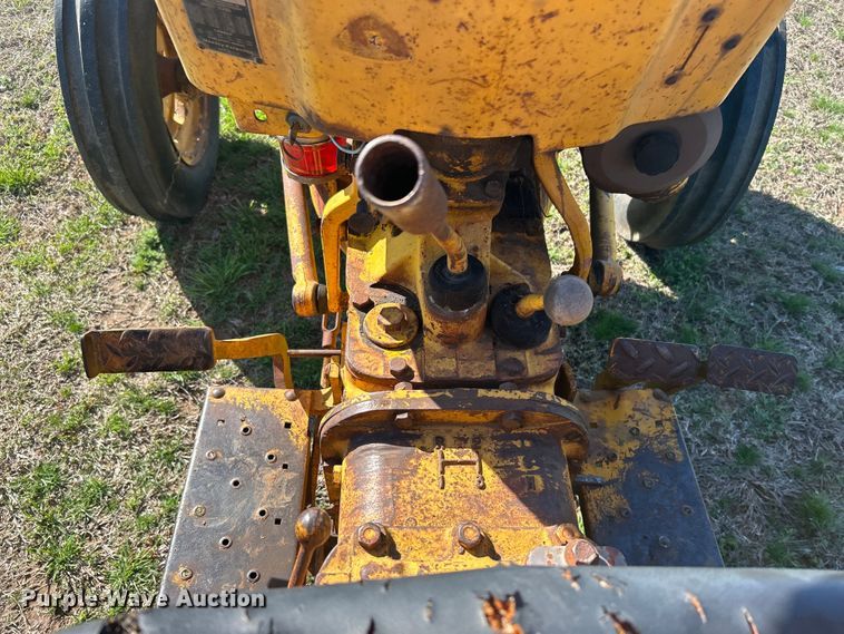 image for item DN0721 1967 Massey Ferguson 2135 tractor