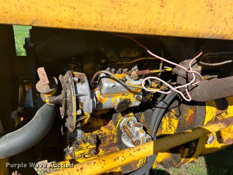 image for item DN0721 1967 Massey Ferguson 2135 tractor