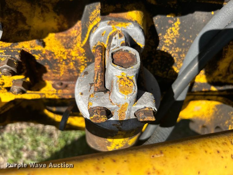 image for item DN0721 1967 Massey Ferguson 2135 tractor