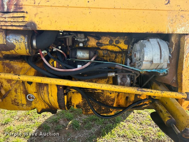 image for item DN0721 1967 Massey Ferguson 2135 tractor