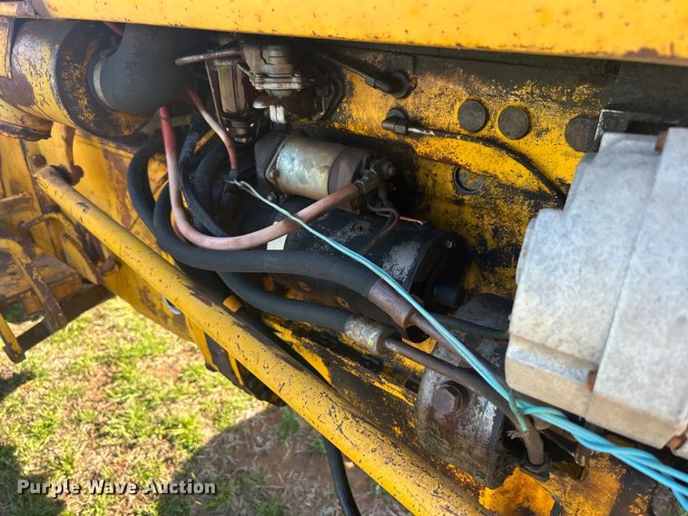 image for item DN0721 1967 Massey Ferguson 2135 tractor