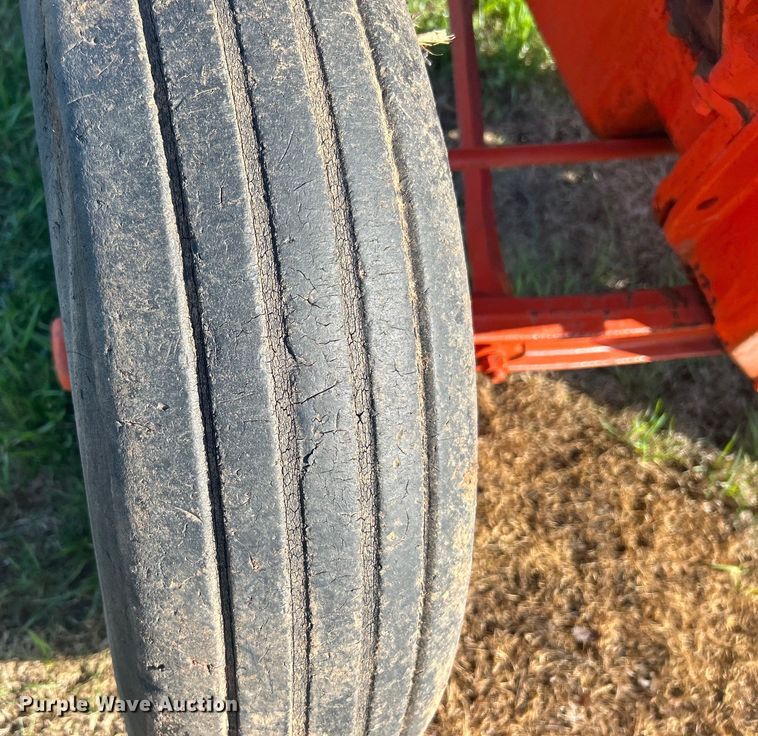 image for item DN0722 1938 Allis Chalmers U tractor