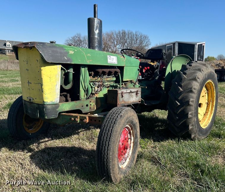 image for item DN0728 1974 John Deere 2030A tractor