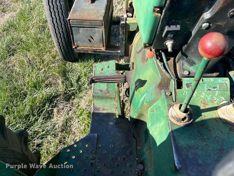 image for item DN0728 1974 John Deere 2030A tractor