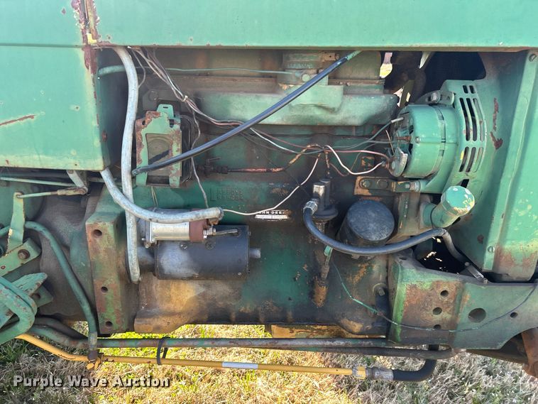 image for item DN0728 1974 John Deere 2030A tractor