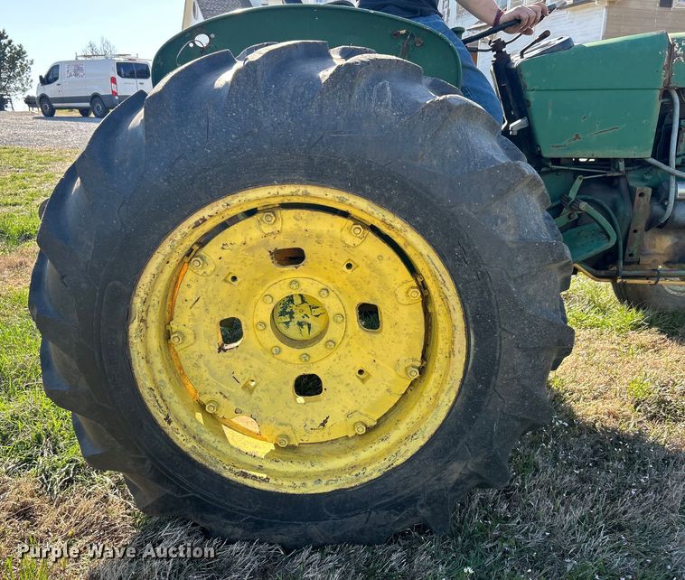 image for item DN0728 1974 John Deere 2030A tractor