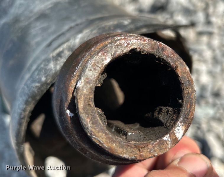 image for item DN0729 2008 John Deere 468 round baler