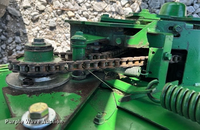 image for item DN0729 2008 John Deere 468 round baler