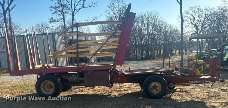 image for item DO1038 New Holland 1046 hay monster