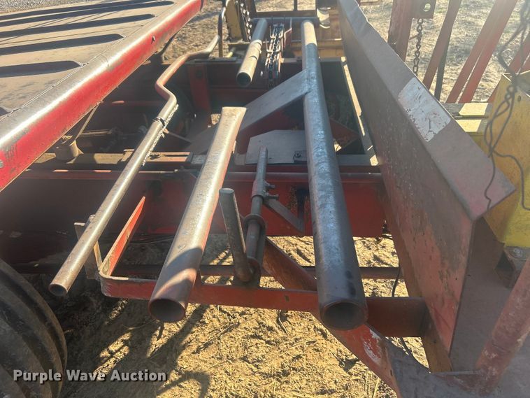 image for item DO1038 New Holland 1046 hay monster