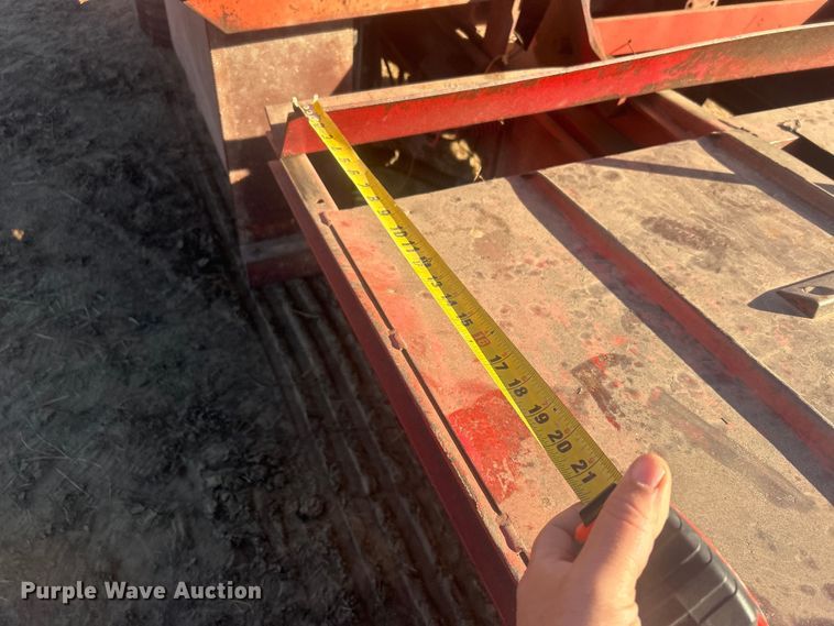 image for item DO1038 New Holland 1046 hay monster