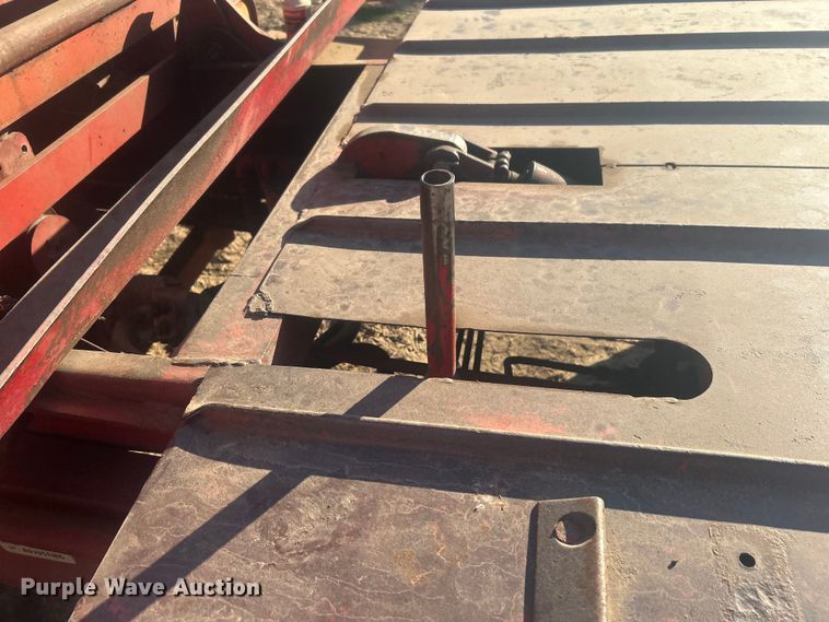 image for item DO1038 New Holland 1046 hay monster