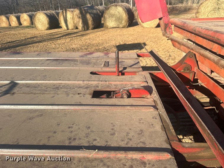 image for item DO1038 New Holland 1046 hay monster