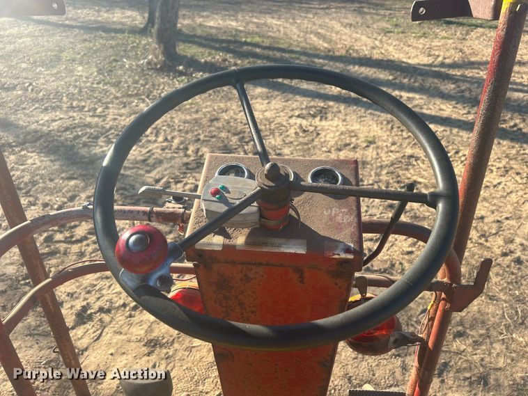 image for item DO1038 New Holland 1046 hay monster