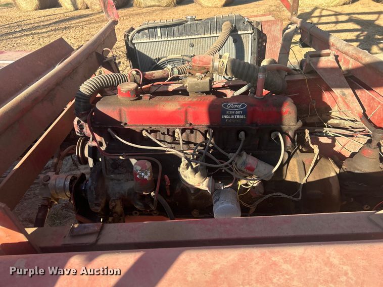 image for item DO1038 New Holland 1046 hay monster