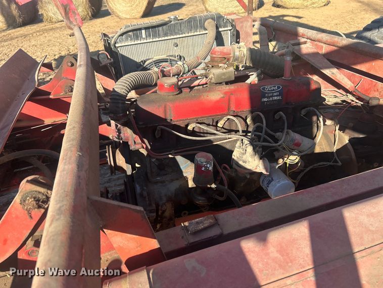 image for item DO1038 New Holland 1046 hay monster