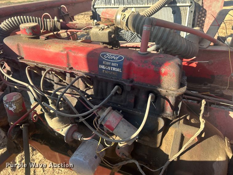 image for item DO1038 New Holland 1046 hay monster