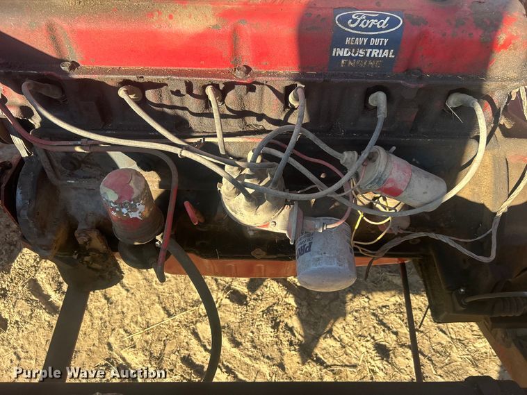 image for item DO1038 New Holland 1046 hay monster