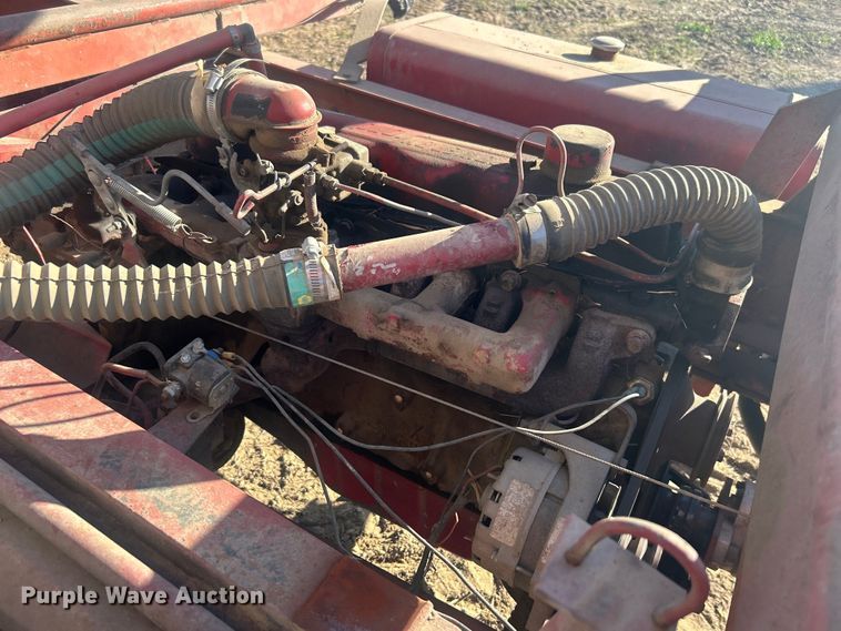 image for item DO1038 New Holland 1046 hay monster