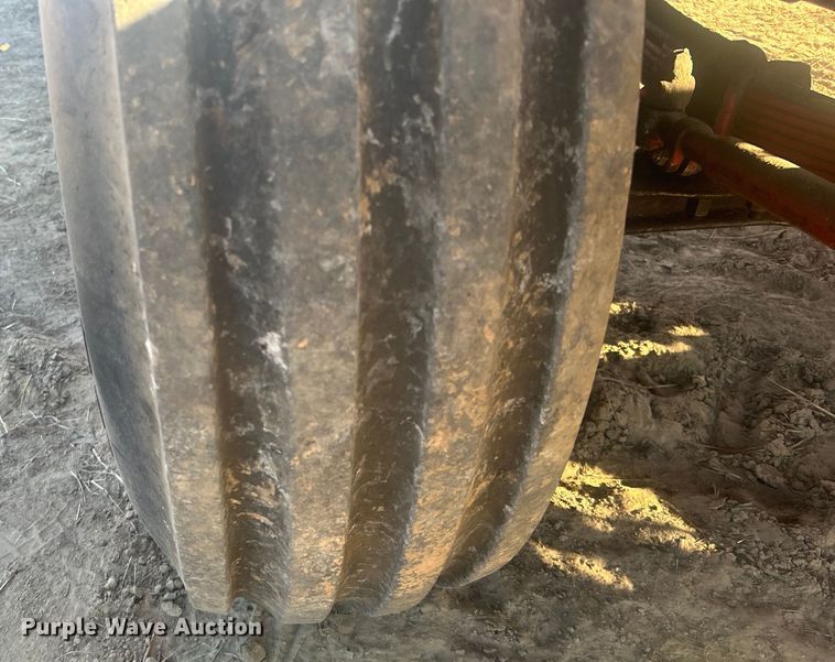 image for item DO1038 New Holland 1046 hay monster