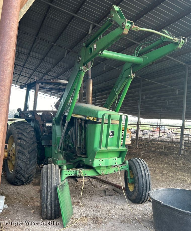image for item DO1043 1983 John Deere 4450 tractor