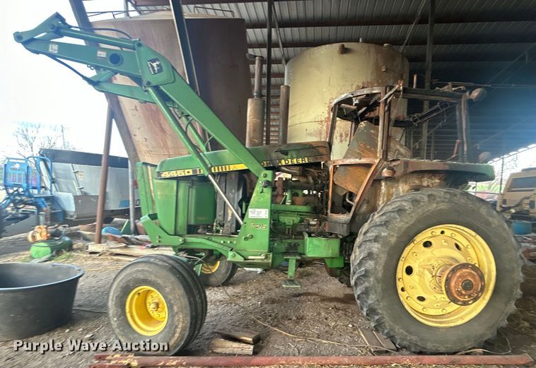 image for item DO1043 1983 John Deere 4450 tractor